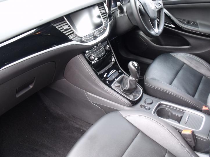 SH18 EGE - Vauxhall Astra Elite 1.4 Turbo 150bhp 5 Door Hatchback 1399cc