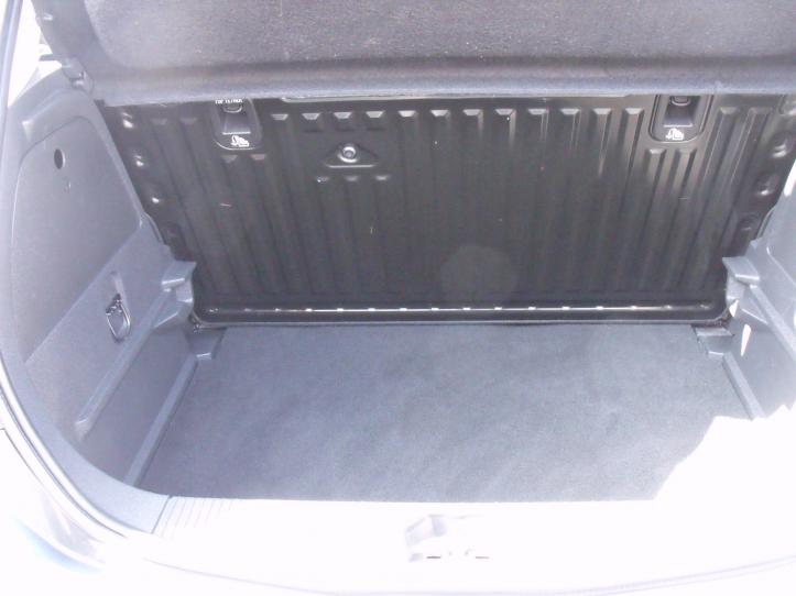 DV67 EEP - Vauxhall Corsa 1.4 Design 3 Door Hatchback 1398cc