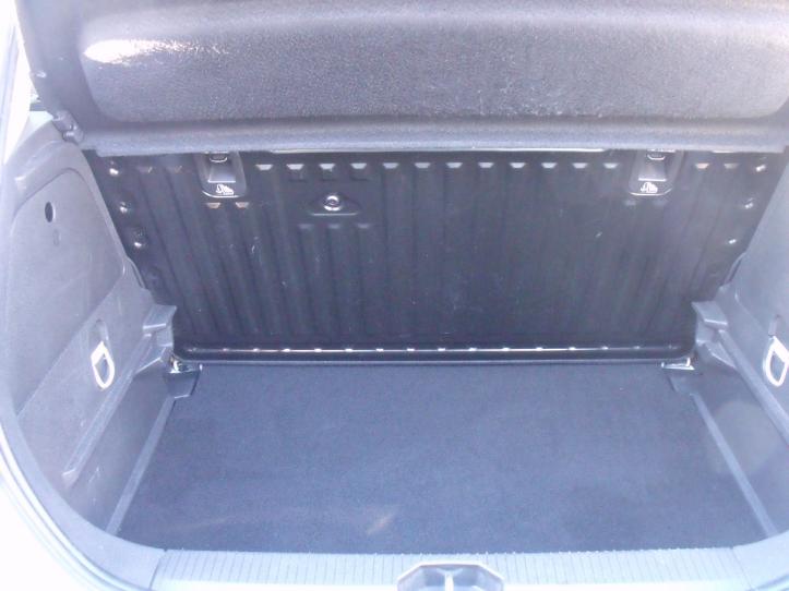 FX16 ZNZ - Vauxhall Corsa 1.4 Limited Edition 3 Door Hatchback 1398cc