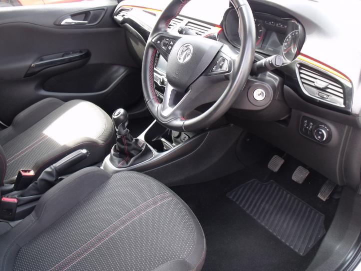 SA67 UBG - Vauxhall Corsa 1.4 SRI 5 Door Hatchback  1398cc